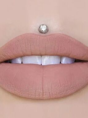Jeffree Star Velour Liquid Lipstick - Mannequin